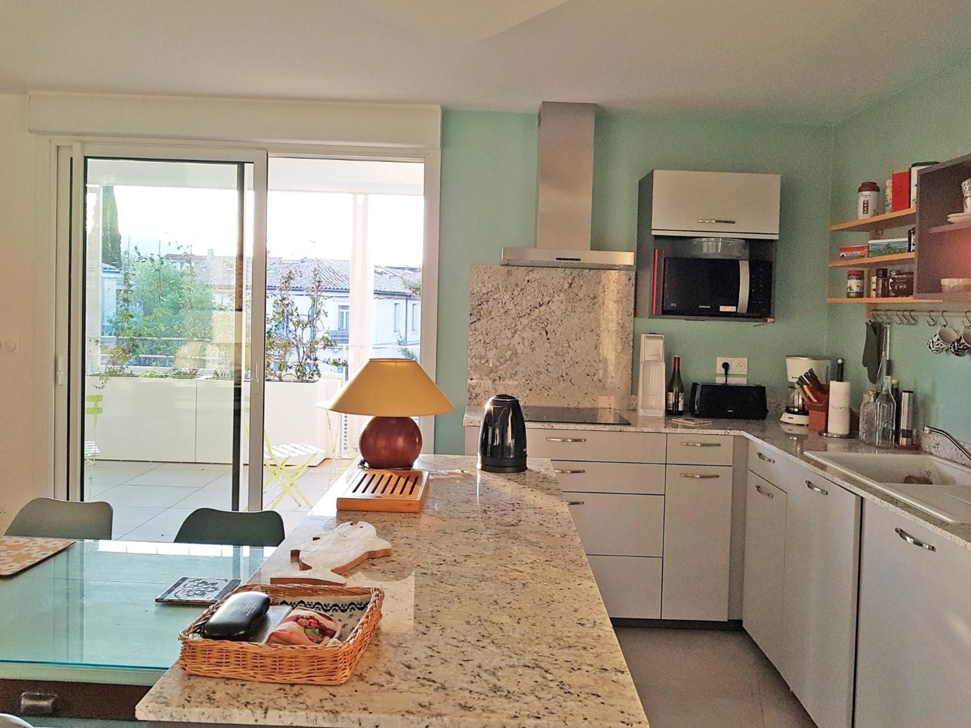 Appartement Centre Ville Beaux Arts 2 Personnes Calme Et Confort มงต์เปอลิเยร์ ภายนอก รูปภาพ